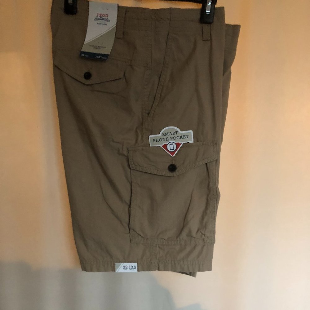 IZOD Seaside Cargo Shorts